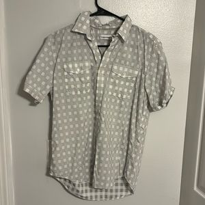 Grey checkered short sleeve dress shirt